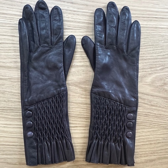 Purple Leather Gloves w/ Accordian Patterned Wrist Placket & Buttons - Size 7-8 - Picture 3 of 12